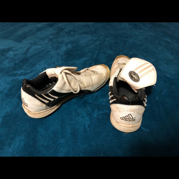 Baseball cleats - Picture 3 of 5